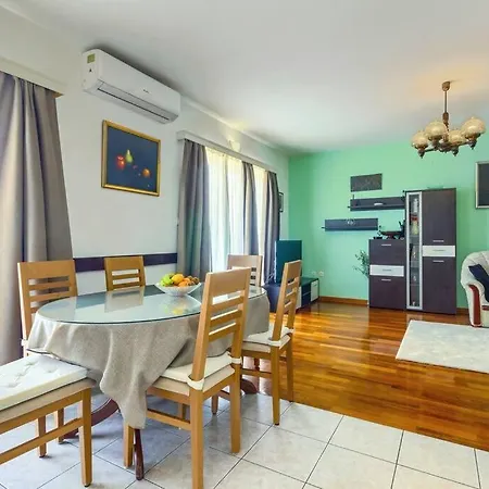 Apartment Filomena *